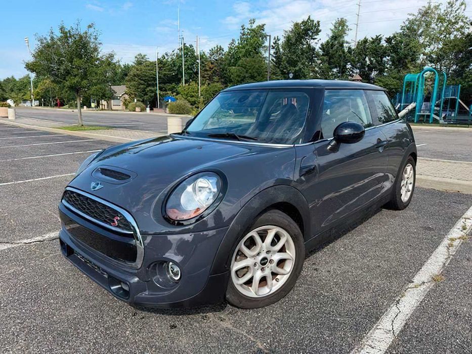 MINI Cooper S      2015