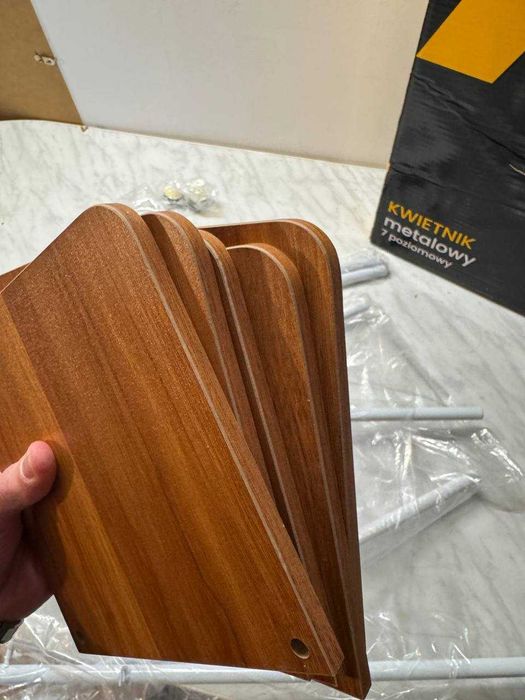 NOWY stojak na rośliny 7 półek metalowy do ogrodu kwietnik