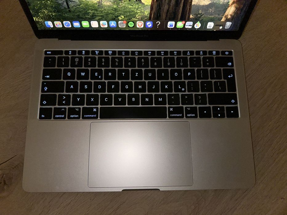 MacBook Pro A1708 Silver (2017) 16Gb/512Gb MacOS Sequoia