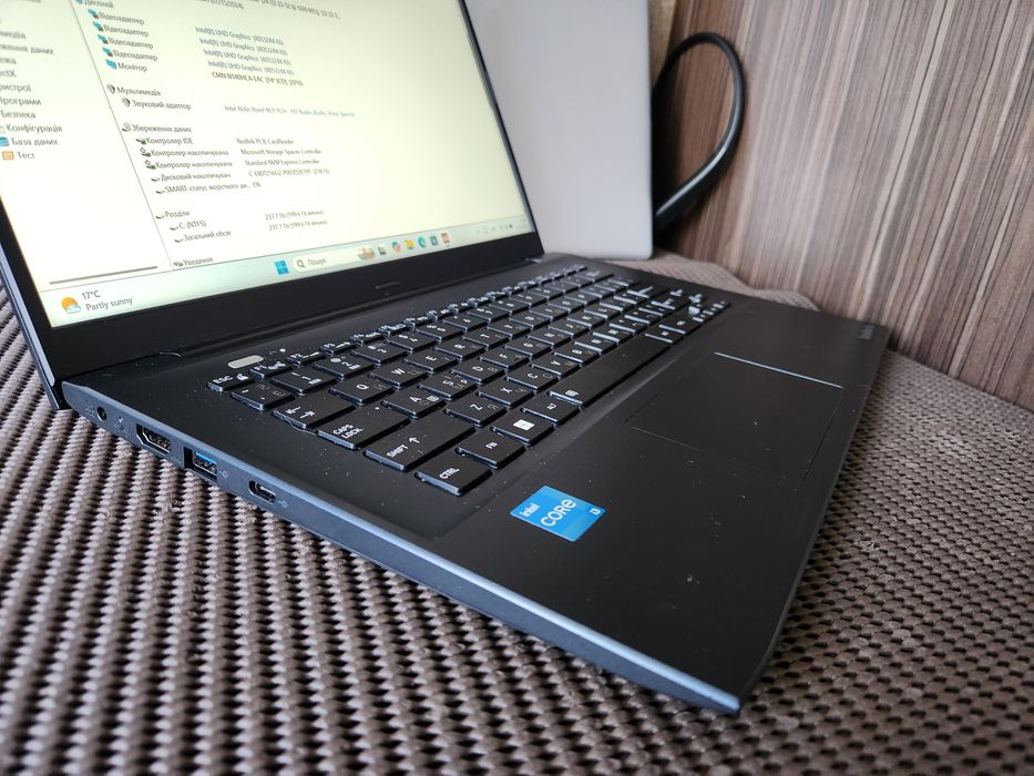 Toshiba DynaBook Satellite Pro C40-K 14" FullHd IPS I3-1215U 256GB 8GB