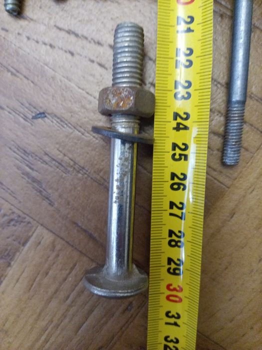 Меблеві болти, фурнітура