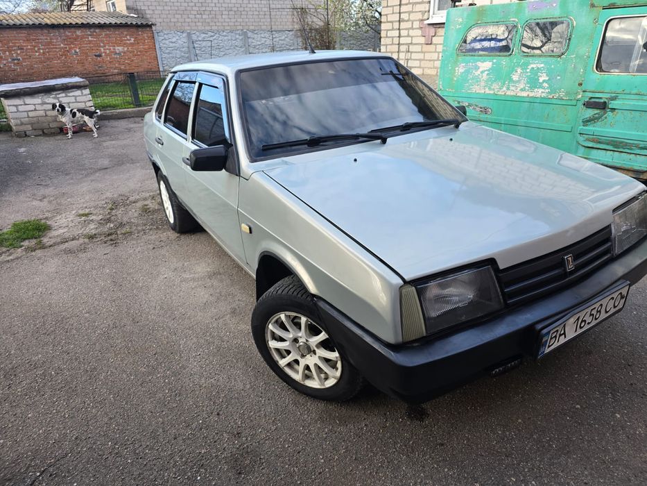 Продам ВАЗ 21099