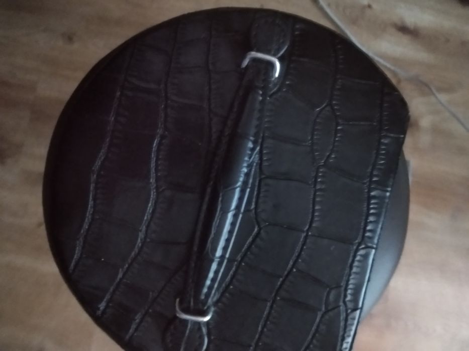 Pilne Mam Na Sprzedarz Super Fajny Ładny zamykany Kuferek