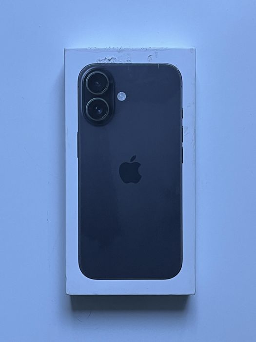 OUTLET Apple iPhone 16 128GB SIM Czarny FV23 5 cykli baterii