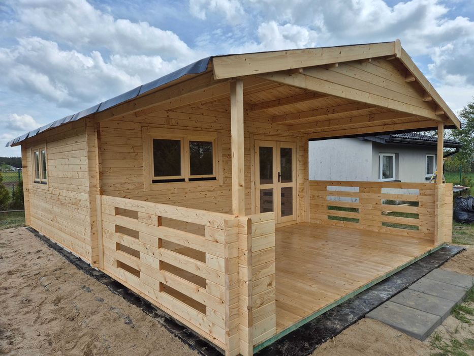 piękny MASYWNY domek drewniany + TARAS* 8m x 5m*40 m2*SCIANY aż 45 mm