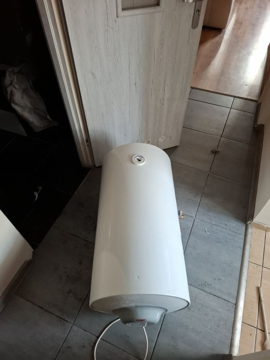 Bojler elektryczny 95l