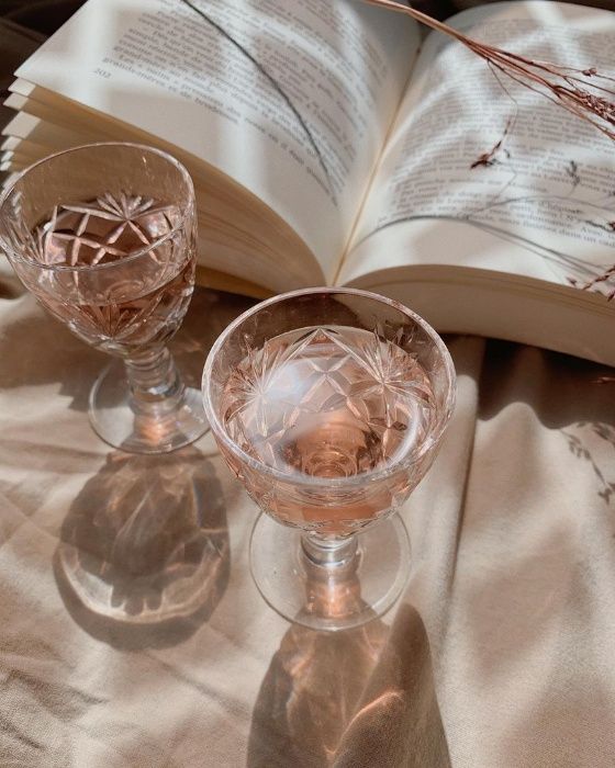 Хрустальные рюмки для крепких напитков,Посуда