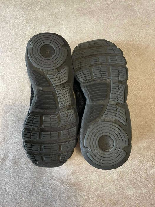 Чоловічі Кросівки UNDER ARMOR