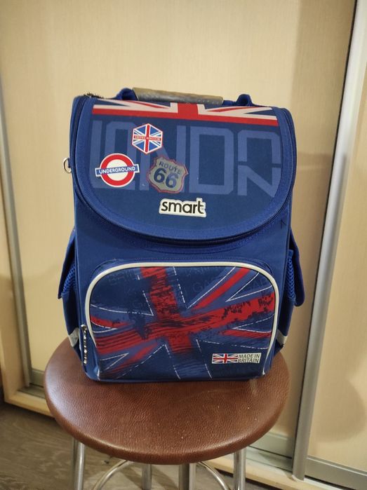 Школьный портфель