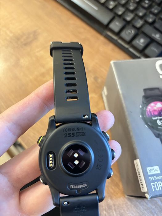 garmin forerunner 255 music