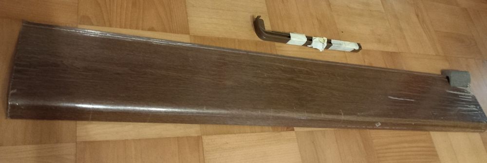 Parapet zewnętrzny stalowy