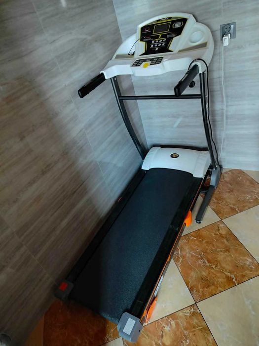 Bieżnia elektryczna Hertz Fitness Basic, mało używana, 1200zl