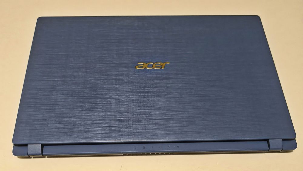 Продаю мощный ноутбук Acer!