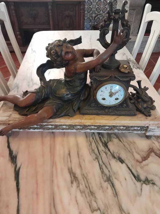 Relógio com escultura em Antimónio (Bronze de Arte)