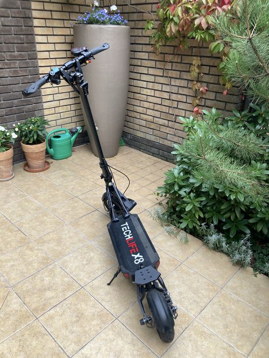 Hulajnoga elektryczna Techlife X8 (2022)- dwa silniki 2000W