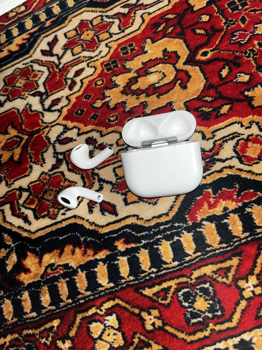 Airpods 4 (bez ANC)
