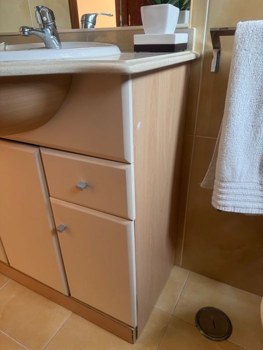 Móvel de WC com espelho incluído