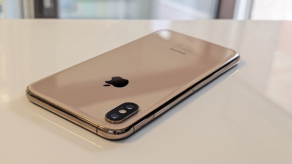 Apple iPhone XS Max GOLD 64GB, bat. 85%, iOS 18.