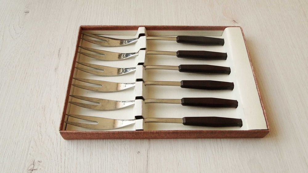 Widelczyki do zakąsek 6 szt PRL