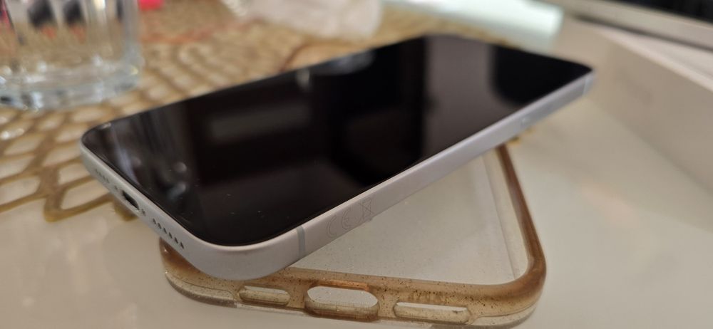 iPhone 15 Plus w idealnym stanie