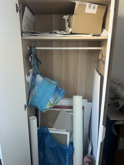 Szafa biała jasne drewno