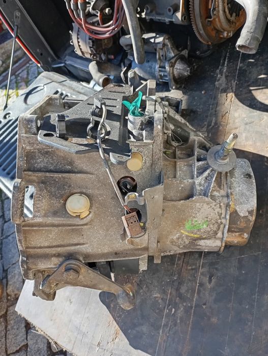 Motor e caixa  velocidades Peugeot 309