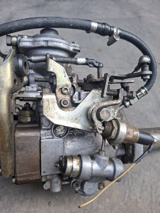 Паливний насос ТНВД Bosch 0460404074 Opel Frontera A / Omega A 2.3 TD