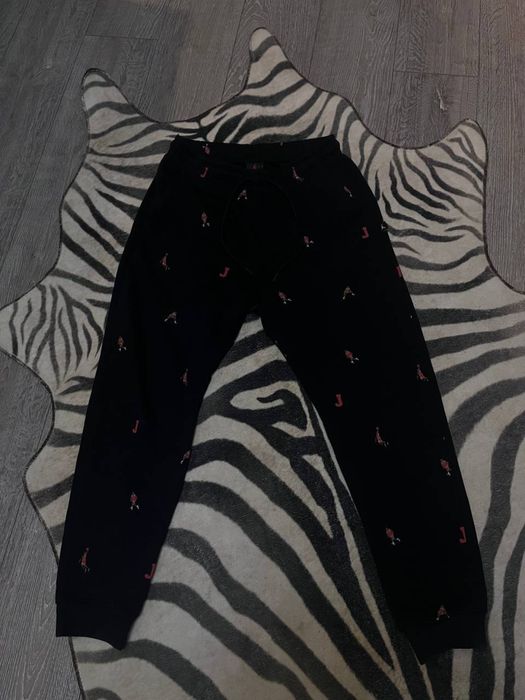 Штани jordan монограмні