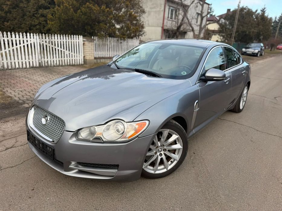 Jaguar XF 3.0 Diesel275KM Bezwypadkowe Opłacone Serwisowane 2 Komplety Opon