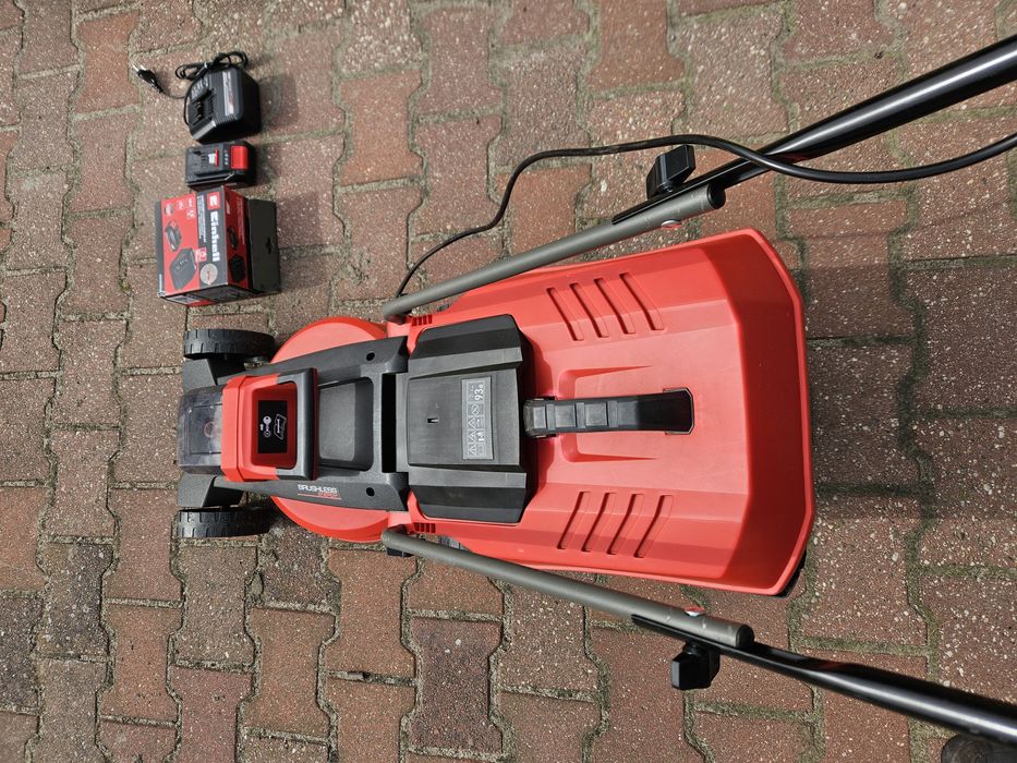 Kosiarka akumulatorowa Einhell GE-CM 18/30