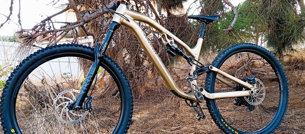 Bicicleta enduro Rockrider Feel 700 LT