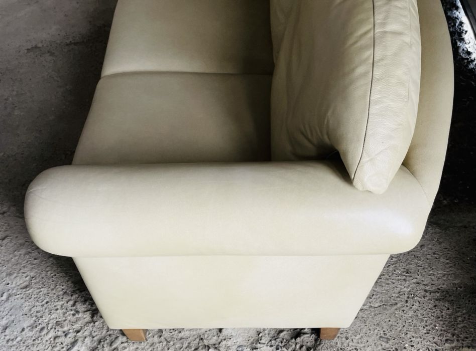 Продам шкіряний диван