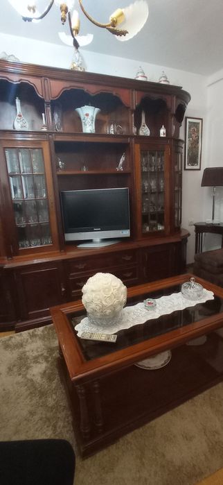 Móveis em bom estado