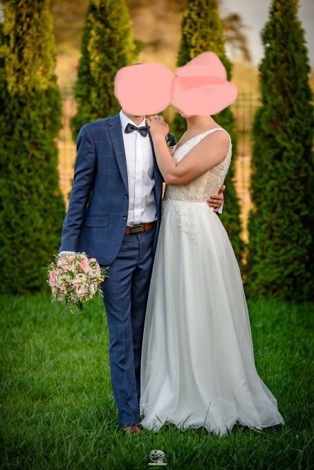 Śliczna suknia ślubna „Tiara”