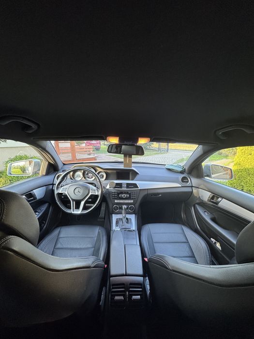 Mercedes-benz AMG C-klasa w204 2012