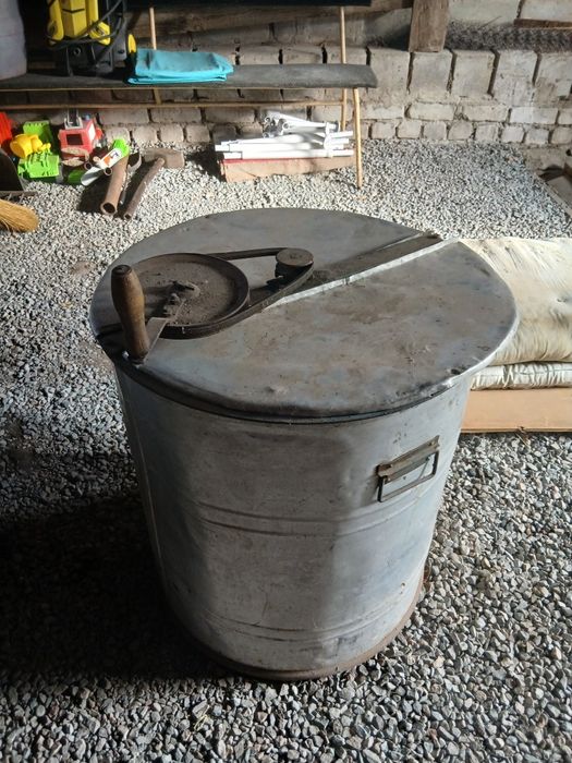 Продам Медогонку