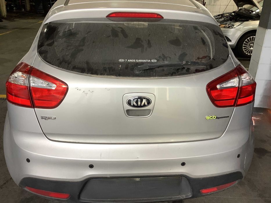 Kia Rio 3 1.1 CRDi - 2014 - Para peças
