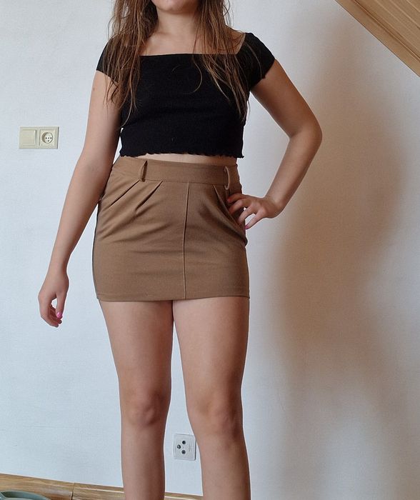 Spódniczka mini damska beżowa rozmiar M/L stan bardzo dobry