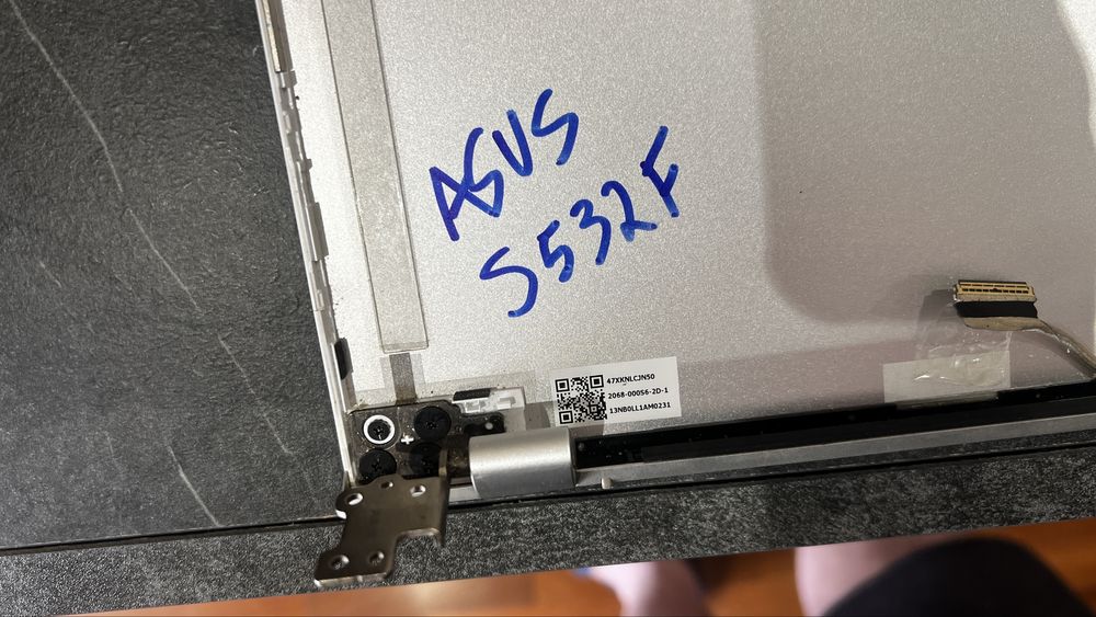 Tampa Asus Vivobook S532F - c/ dobradiças + câmera + flat cable LCD