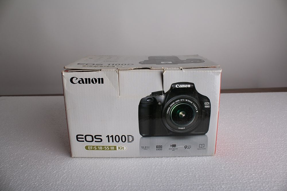 Máquina Canon 1100D