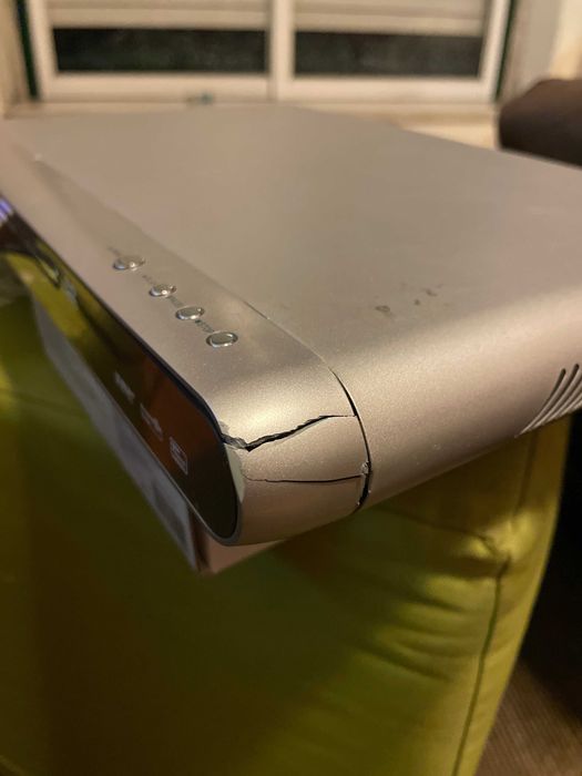 Vende-se Leitor de DVDS/CDS