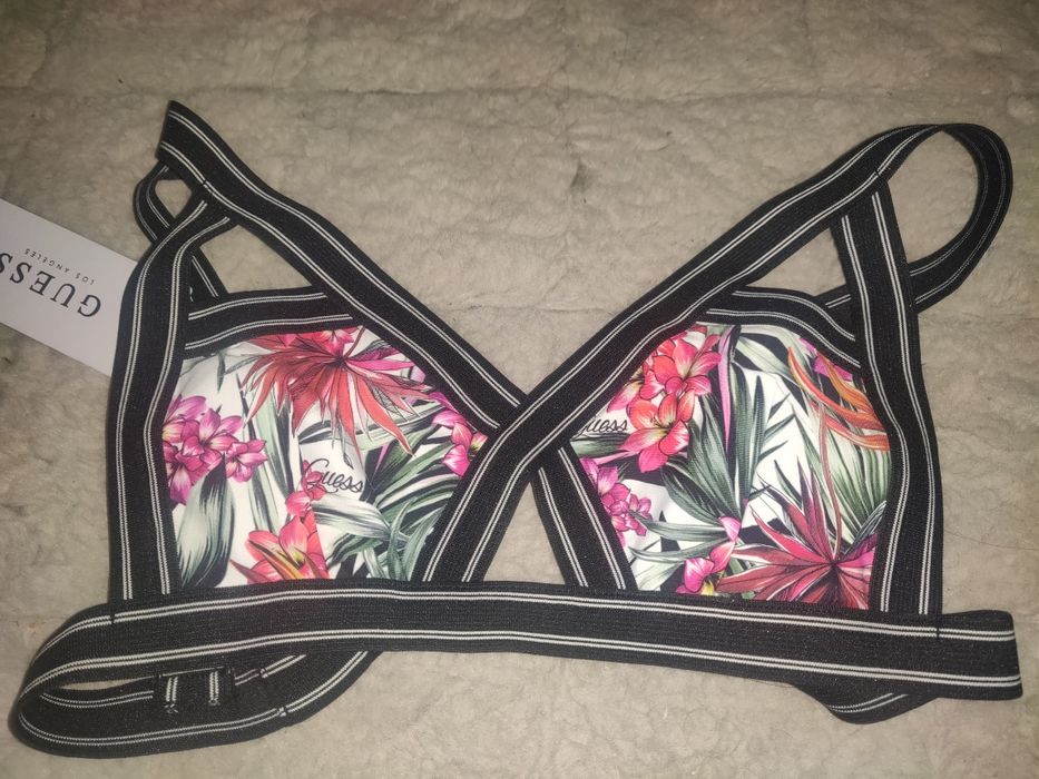 Góra od stroju kąpielowego marki Guess rozm. s