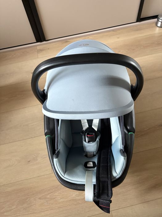 Fotelik samochodowy Maxi Cosi coral 360
