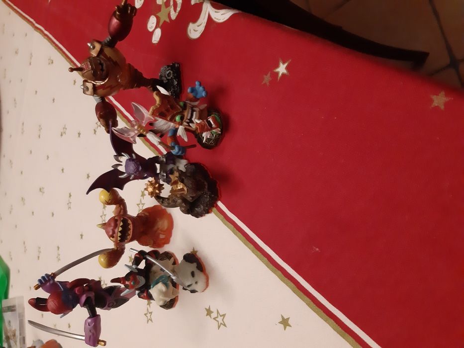 Figuras Skylanders diversas