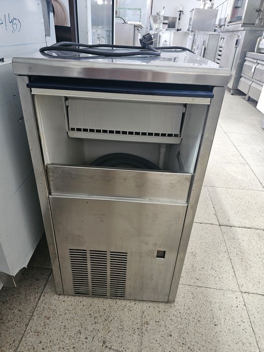 Máquina de gelo profissional