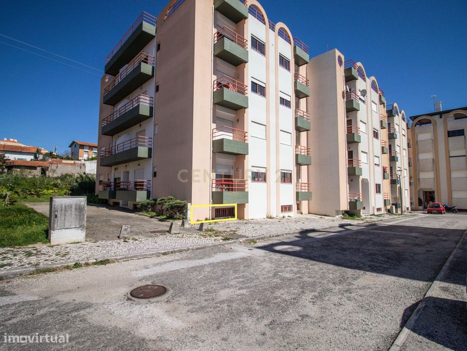 Arrumo 24m2 — Lote A, urbanização do Casal dos Pintos, Buarcos, Figuei