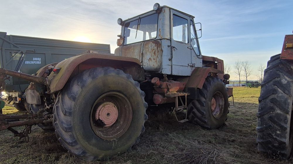 Трактор Т-150 двигун ЯМЗ-236