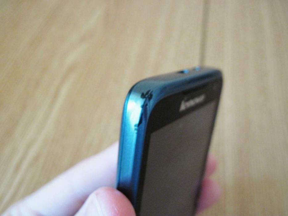 Телефон Lenovo A526.