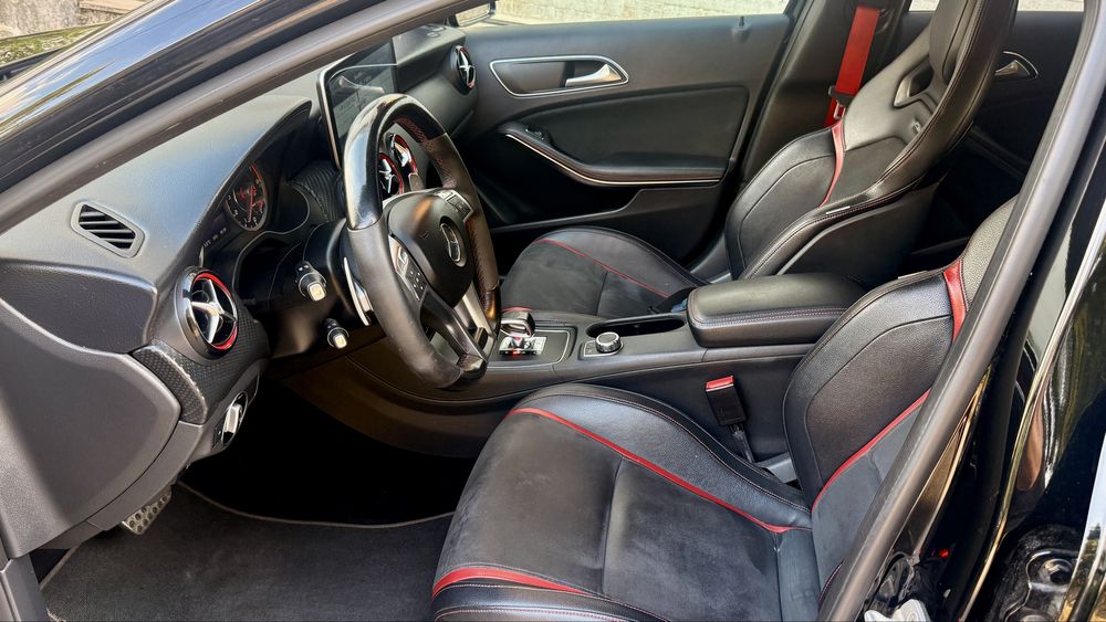 Mercedes A45Amg