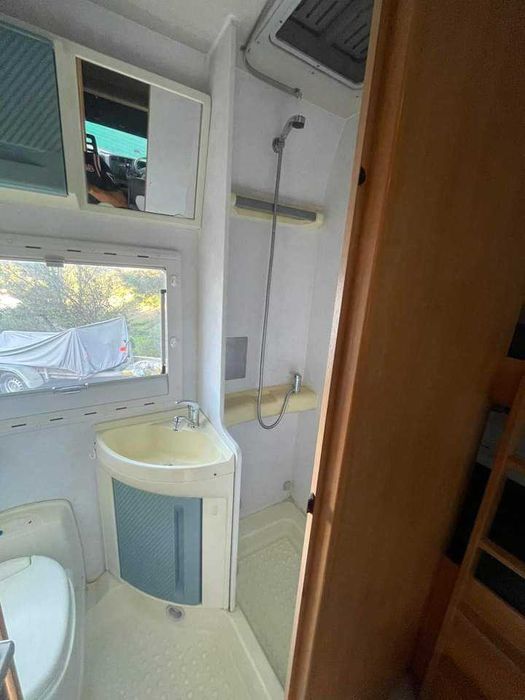 Autocaravana Familiar Chausson Fiat Ducato 2.8 JTD — 6 Lugares, Solar, WC, Duche e Toldo